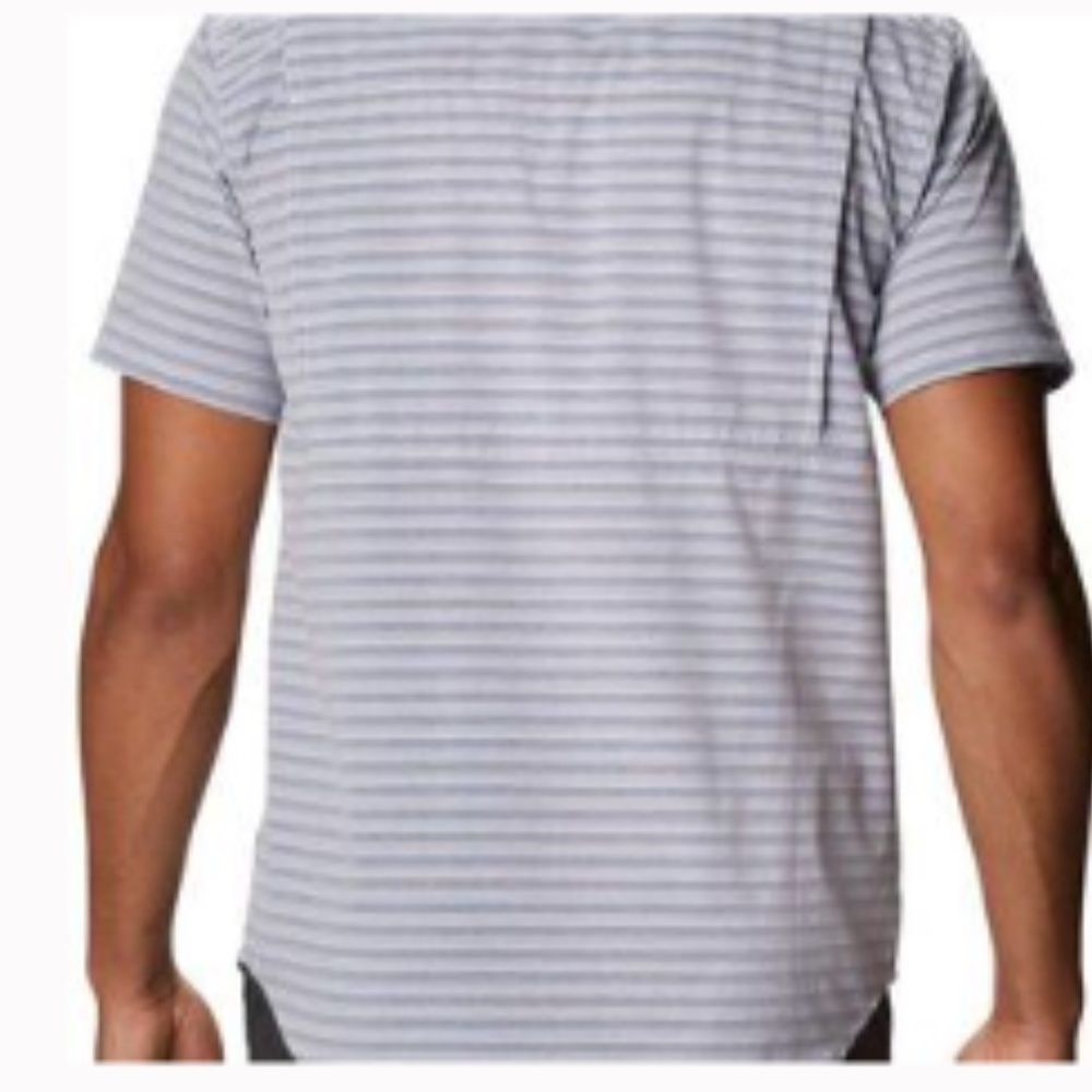 COLUMBIA Omni Shade button down L - Picture 3 of 6